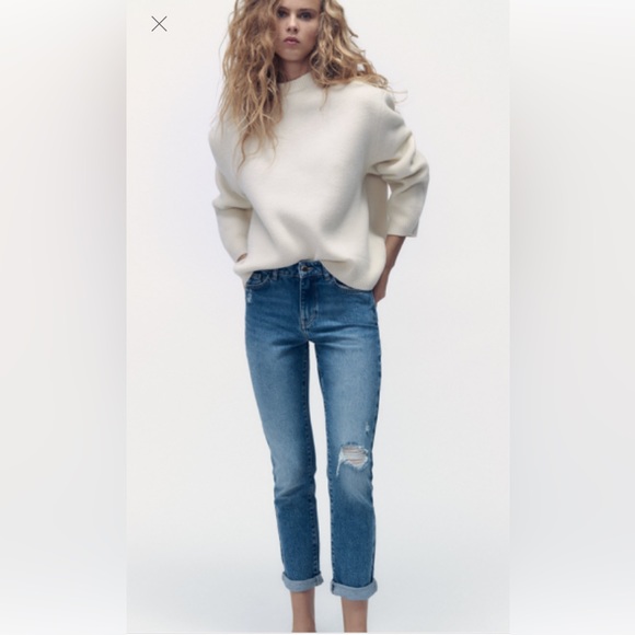Zara Denim - Zara low-rise relaxed fit stretch ripped Z1975 jeans